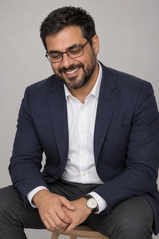 Candid Laugh – Studio Headshot photoshoot